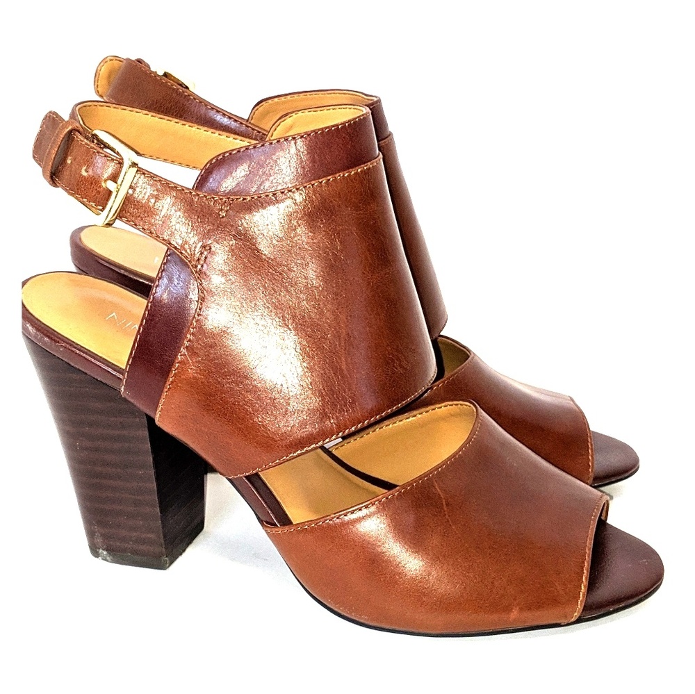 Brown leather chunky heeled sandal